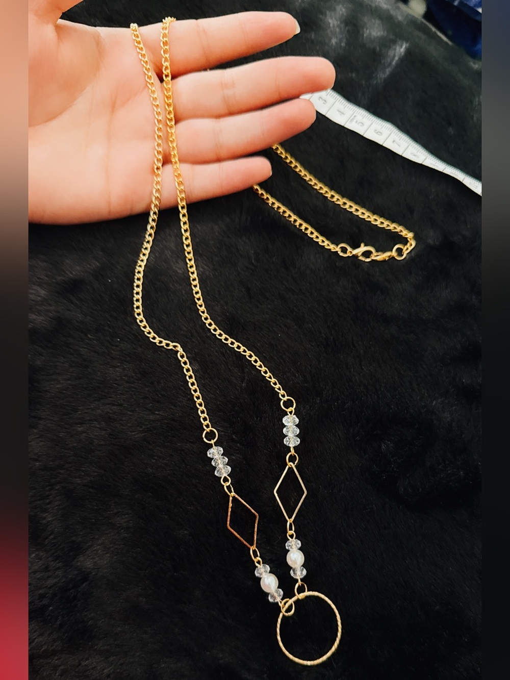 NWOT Gold Tone Circle Pendant Necklace with Crystal Accents